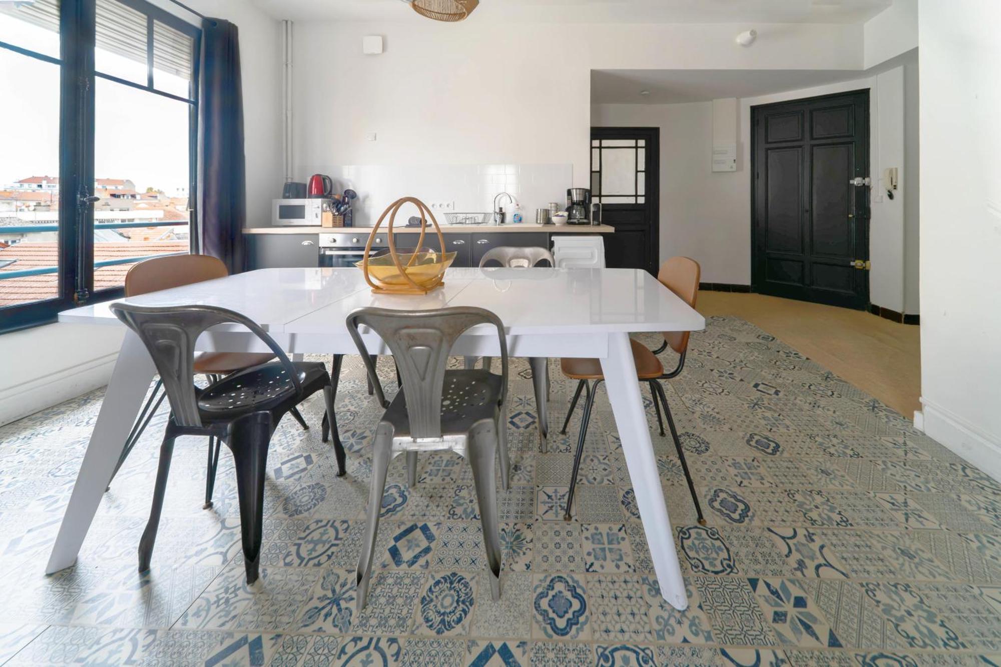 Residence Le Paris - Appartements Centre Ville Vichy Quarto foto